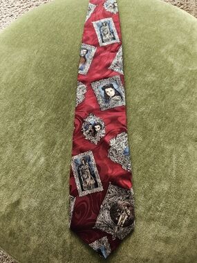 Resilio Men's Red Gone With The Wind 100% Silk Tie with Portrait Motif Vintage